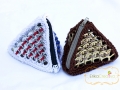 Pyramid shaped pop tab coin purse