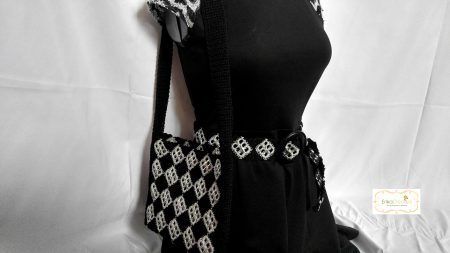Diamond-shaped Granny Square